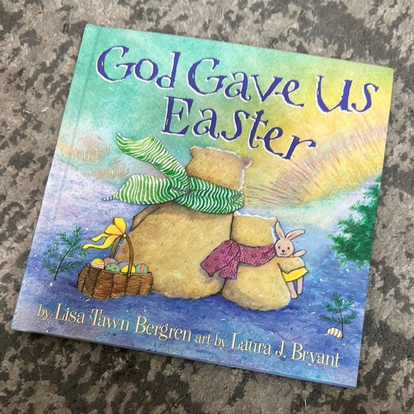 Scholastic 'God Gave Us Easter' Book - Multicolor - Picture 1 of 1